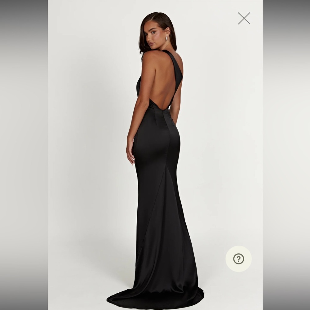 Meshki “Harper” one shoulder gown